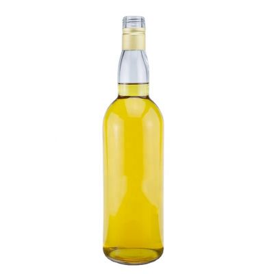 Delicate 750ml Transparent Clear Glass Bottle For Rum With Screw Cap Sealed