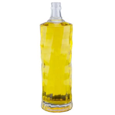 Customized Embossed Fancy Design 750ml High Flint Liquor Spirits Glass Bottle For Vodka Whiskey Brandy With Aluminum Caps 