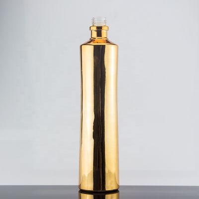Luxury Plating Cylindrical Shape 750ml Vodka Glass Bottle With Screw Cap Sealed 