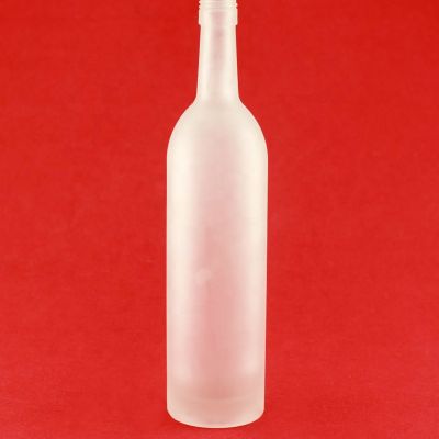 New Style Matte Frost White Vodka Bottle Frosted Glass Liquor Bottle With Screw Cap China Supplier 