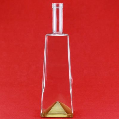 Top Trend 750ml Clear Glass Whiskey Bottles Short Neck Rectangle Glass Wine Bottle Custom Logo Design 