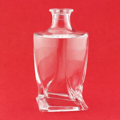 Manufacturer Glass Bottle 750ml Unique Shape Wide Mouth Heavy Whisky Glass Bottle With Cork Cap 
