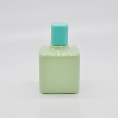 Modern design 30ml 50ml 100ml color square glass perfume bottles 