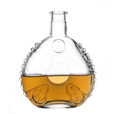 High Quality Clear Transparent Spirit Customized 500ml Glass Liquor Bottle Factory 