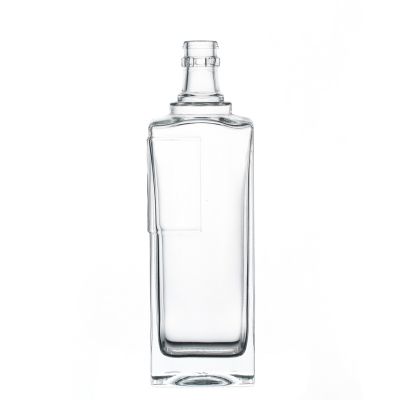 Customize High Quality Wholesale Clear Empty Glass 530ml Crystal Liquor Bottle 