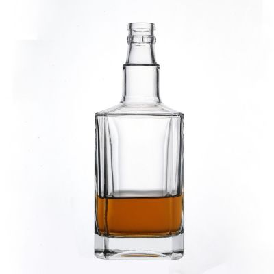 Flint High Quality Clear Square Glass Bottle Customize 500ml Glass Liquor Bottle with Cork 