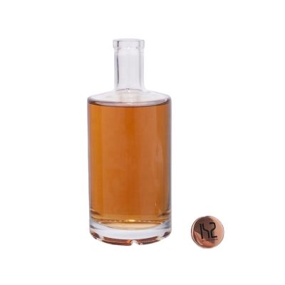 high quality glass bottle manufacturer 750ml empty glass bottle for whisky liquor 