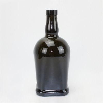 Black large capacity glass bottle for whisky vodka with corks 