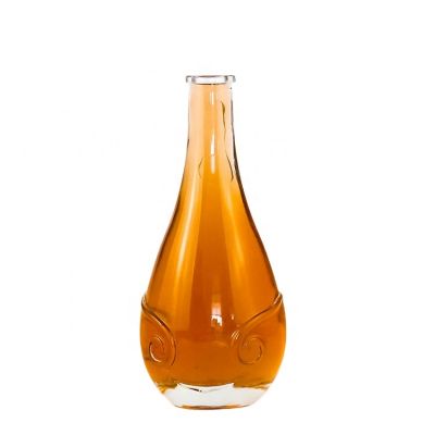 Customized production transparent 500ml spirit glass liquor bottle 