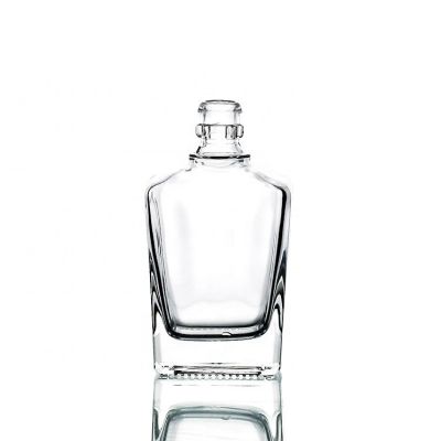 Transparent 125ml crystal white material square mouth liquor bottle 
