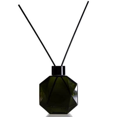 Unique Polyhedron Shape Colorful Aroma Oil Bottle 100ml glass diffuser Bottle With Sticks 