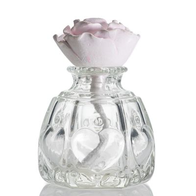 Custom Design 120ml Embossed Heart Aroma Diffuser Glass Bottle Wholesale