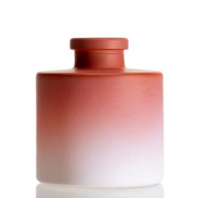 Luxury Gradient Red Colored Diffuser Bottle 50ml Frosted Reed Diffuser Glass Bottle For Home 