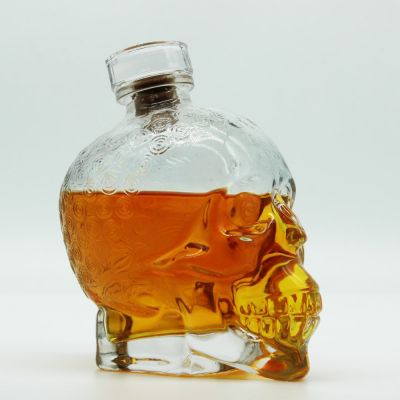 Skull bottle whisky unique shape skull botlle 700ml 750ml vodka skull shape bottle with stopper