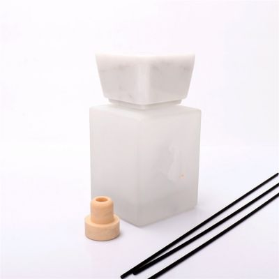 Luxury 500ml Big Volume Empty Square Reed Diffuser Glass Bottles For Fragrance With Marble Lid