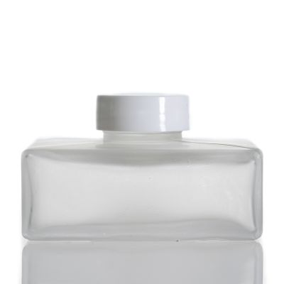 Frosted white fragrance diffuser bottle 100ml reed diffuser bottle with screw cap