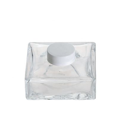 Chinese factory supply crystal glass fragrance diffuser bottles 60ml reed diffuser bottle with screw cap