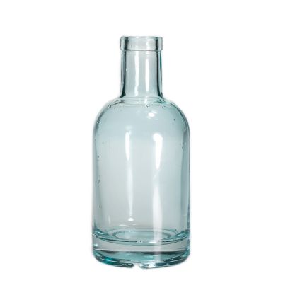 Long Neck Light Blue Wine Bottles 200ML Glass Reed Diffuser Bottles With Cork