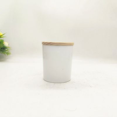 Outside spray color white glass modern atmosphere full wooden cup lid candlestick