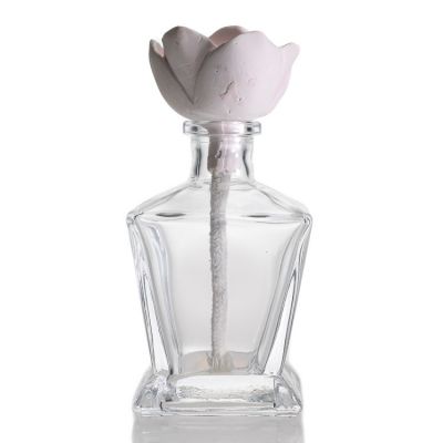 Wholesale perfume glass bottle diffuser 150ml diffuser bottles with flowers
