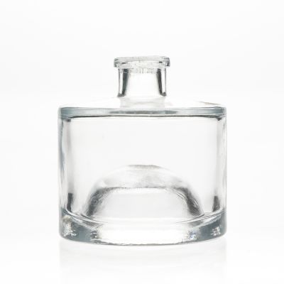 Special design 80ml round shape concave base reed diffuser glass bottle with cork wholesale
