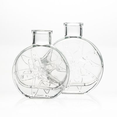 Glasses Supplier Wholesale 140ml 5oz Flat Round Engraving Star Shape Glass Fragrance Diffuser Bottle
