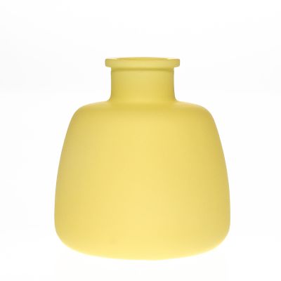 Room Decorative 200ml Empty Round Frosted Yellow Aroma Reed Diffuser Bottle Glass