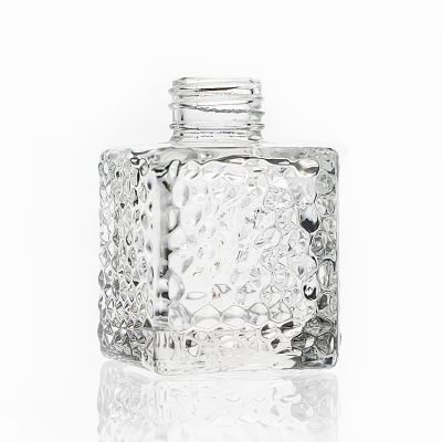 Manufacturer Wholesale 80ml 200ml Square Embossed Crystal Glass Air Fragrance Reed Diffuser Bottle