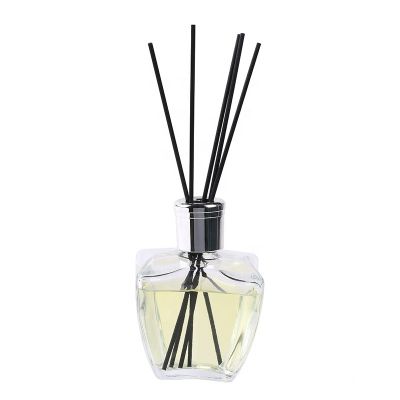 250ml Custom Design Empty Perfume Oil Aroma Glass Reed Diffuser Bottle with Rattan Sticks