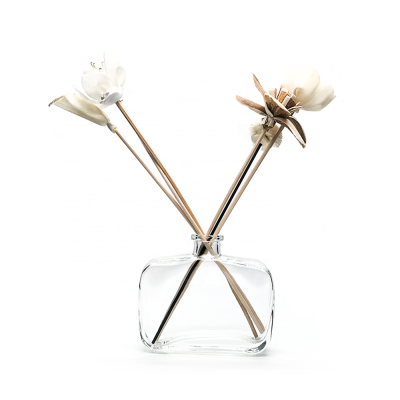 Hot Sale 100ml Flat Shape Reed Diffuser Glass Bottle with Cork