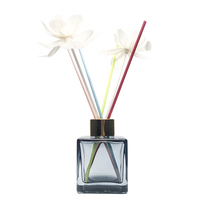 Luxury Fragrance Glass Aromatherapy Bottle Empty Diffuser Bottle 100ml For Air Fresh