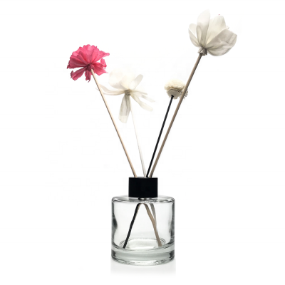 Ex-factory Essential Oil Diffusers for Aromatherapy Glass Bottles with Metal Cap Rattan Flowers