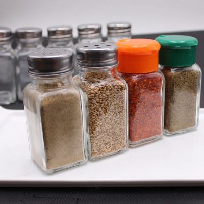 Square spice glass bottle with shaker , loose powder jar with sifter for condiment packaging , sifter jar