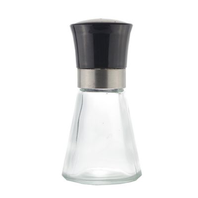 Wholesales 70ml kitchen BBQ seasoning bottle pepper or spice glass bottle for condiment with metal hole lids
