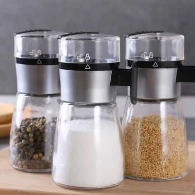 Glass Salt Dispenser 5g Push Moisture-Proof Salt Sugar Bottle Spice Pepper Shaker Spice Jar Multi-Purpose Can Kitchen Gadgets