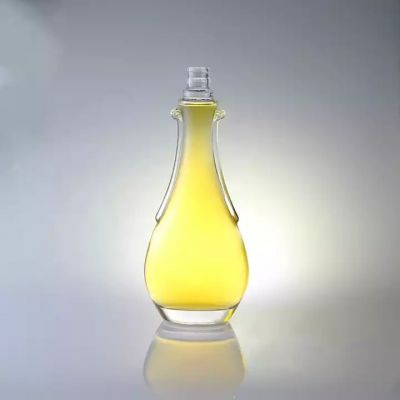 Factory Wholesale Best-Selling Super Flint Glass Custom 700ml 750ml Clear Flat Shaped Vodka Liquor Glass Bottle