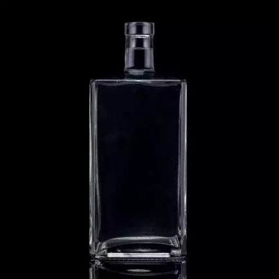 Wholesale Big Volume Glass Bottle 1000ML Clear Liquor Bottle For Vodka Glass Bottle Square Shape With Cork Cap