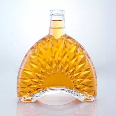 Classic Shaped Glass Bottles For Whisky Hot Selling Liquor Bottles With Cork