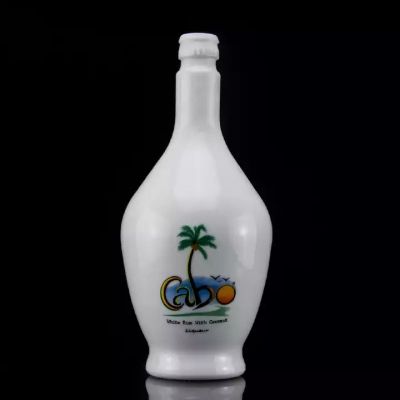 Trending Competitive Price China factory supply custom White Sprayed 700 ml Rum glass bottle with cork