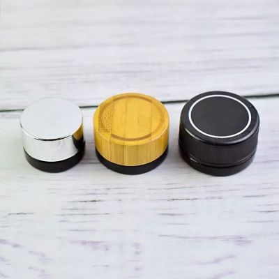 1g 2g Round Extract Oil Bamboo Small Glass Jar Concentrate Container Flower Jar Smell Proof Container Jars with Bamboo Lid