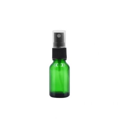 Wholesale MINI 15 ML amber green recycled liquid Essential oil glass bottles with plastic sprayer head