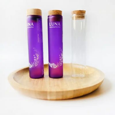 Supply Custom Various food safe small glass bottles jars with corks