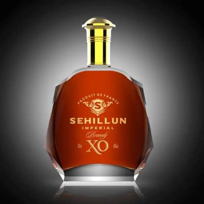 wholesale 500ml 700ml new design beverage whisky rum Tequila brandy glass bottle