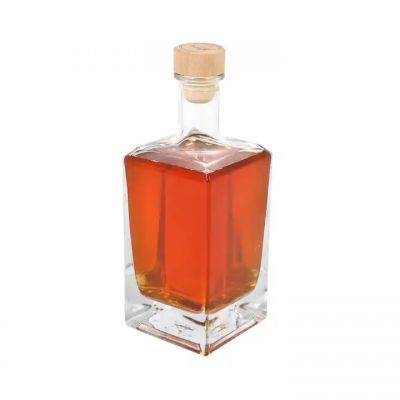 wholesale custom glass liquor bottle for whiskey bottle 700ml