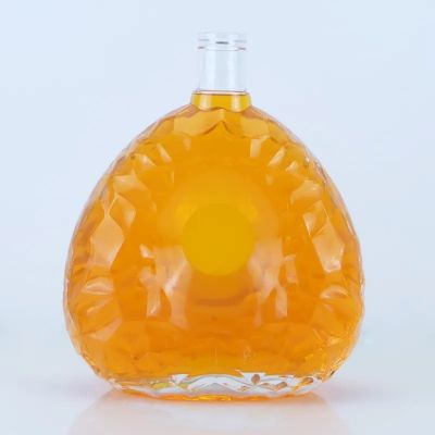 Premium material 750ml embossing screen printing design square shape brandy with guala bottle finish