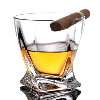 Personalized Shot Glasses Lead-Free Drinking Glassware Twisted Whiskey Glass Cigar Cup For Home Party Bar
