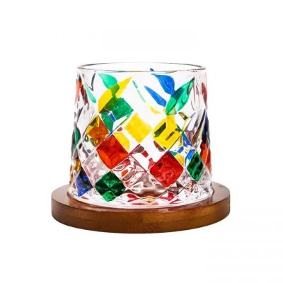 New hand drawn painting glacier glasses diamond pattern rotating whiskey glass with wooden base