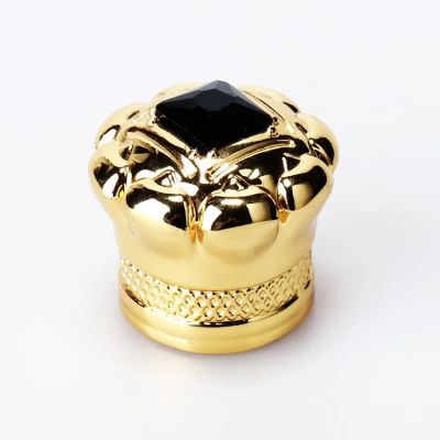 Customized Crown Cap Perfume Bottles Cap Top design Middle East Luxurious Golden metal Zinc perfume cap