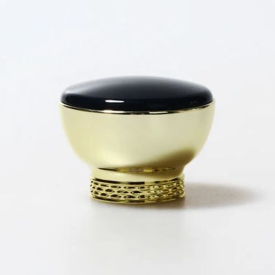 2023 ABS Design Customized perfume bottle hot sale Flattened caps luxury perfume lids with Plastic cap
