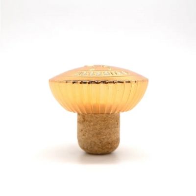 The best-selling 700ml plastic foreign wine glass cork vodka top cap shape can be customized production processing